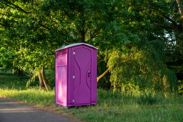 Best Portable bathroom rental  in Elleale, ND